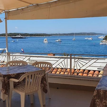 Apartments Juric - 1 A Studio Apartment With A View Hvar Town Esterno foto