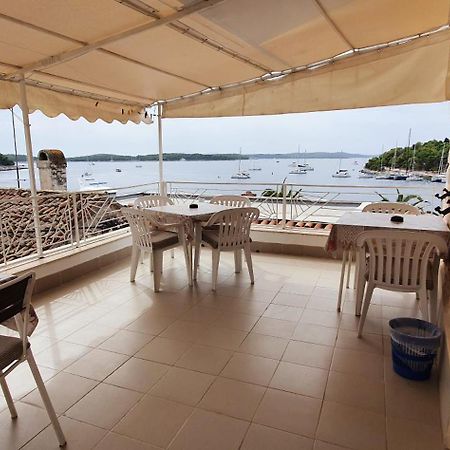 Apartments Juric - 1 A Studio Apartment With A View Hvar Town Esterno foto